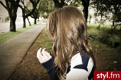 Brązowe Rozpuszczone Proste Na co dzień Średnie Fryzury