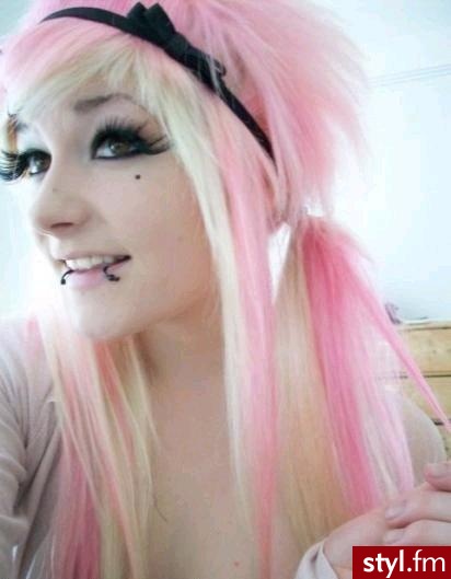 EMO Alternatywne Średnie Fryzury
