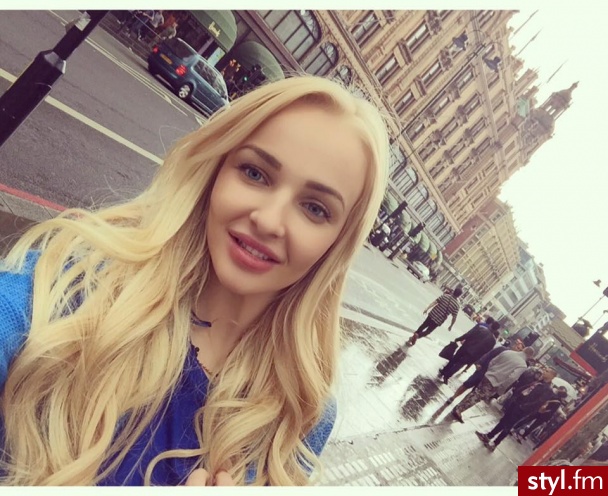 Blond Rozpuszczone Kręcone Na co dzień Długie Fryzury