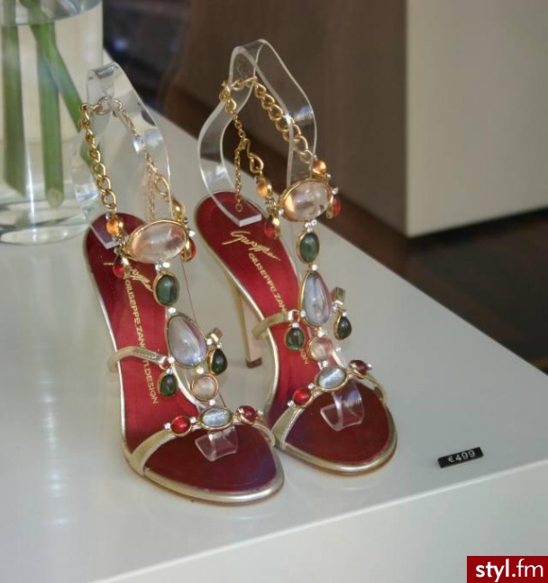 Pozostałe Buty Moda