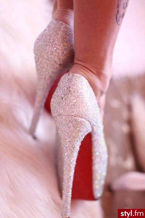 Szpilki Buty Moda