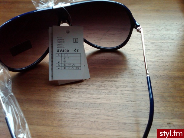 okulary unisex a la CARRERA. mam do sprzedania okulary unisex białe i granatowe. NOWE!!! - Misz-masz