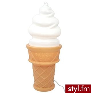 Kto z nas nie lubi lodów? :) Teraz można je mieć w swoim pokoju, ale pod postacią.. lampy! Cena: $48 - Misz-masz