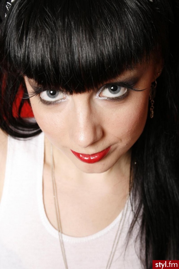 Średnie Fryzury