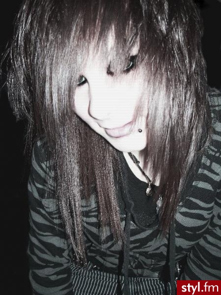 To nie mój fryz! - EMO Alternatywne Średnie Fryzury