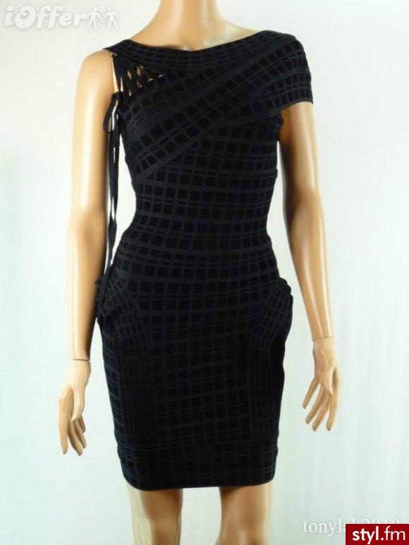Sukienki Moda