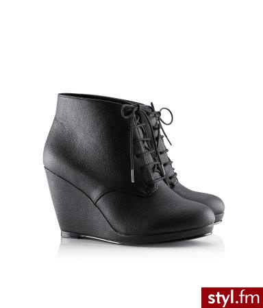 oo tak! ostatnio za nimi szaleję, no i też sprawiłam sobie taki zakup ;d - Kozaki Buty Moda