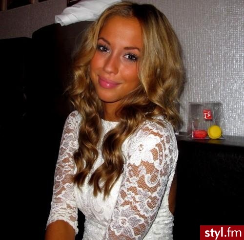 Blond Rozpuszczone Kręcone Na co dzień Długie Fryzury