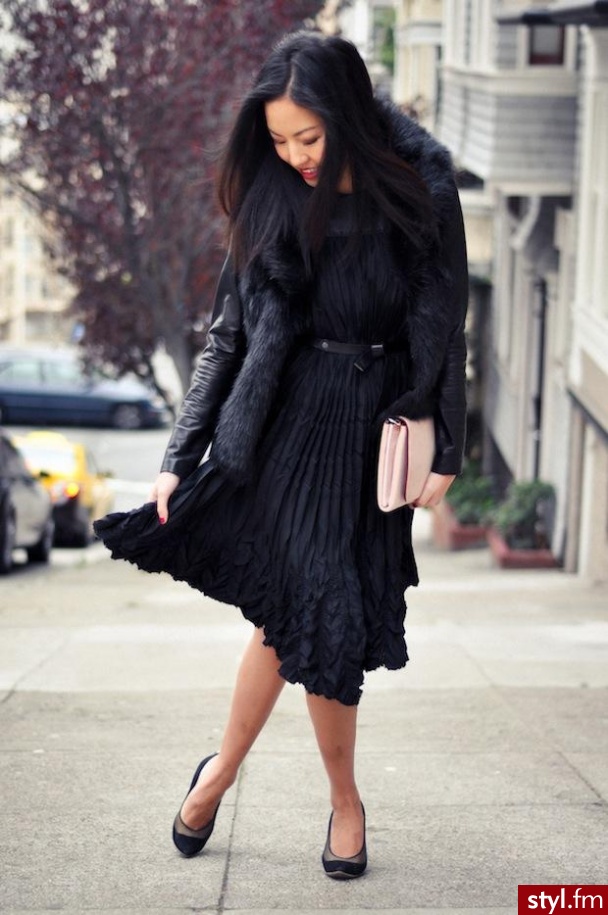 Sukienki Moda