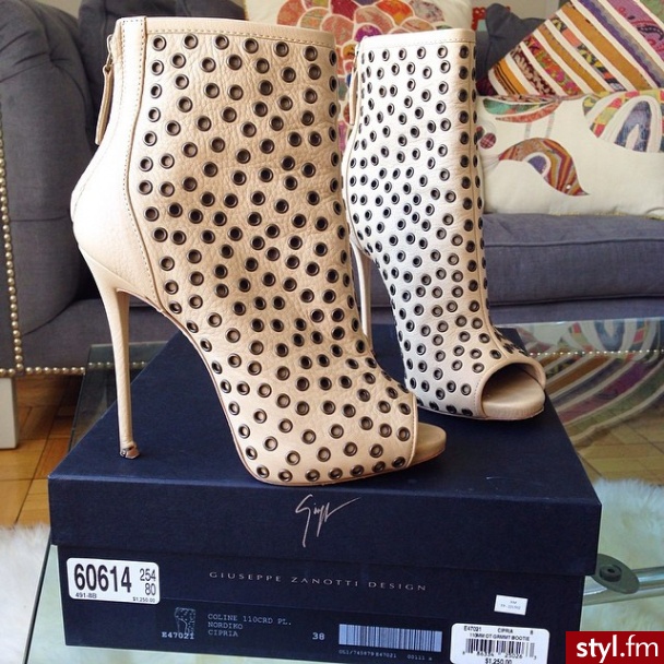 Szpilki Buty Moda