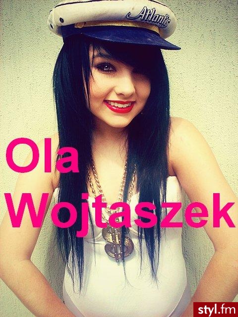 Aleksandra Wojtaszek ,czyli Brookelle Renne Bones-McKenzie - EMO Alternatywne Średnie Fryzury