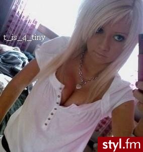 Blond Rozpuszczone Proste z grzywką Na co dzień Średnie Fryzury