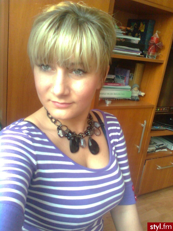 Blond Rozpuszczone Proste z grzywką Na co dzień Średnie Fryzury