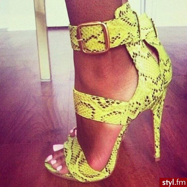 Szpilki Buty Moda