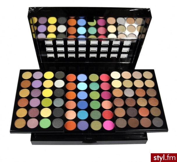 NYX Eyeshadow Palette S104 - Dzienne Makijaże