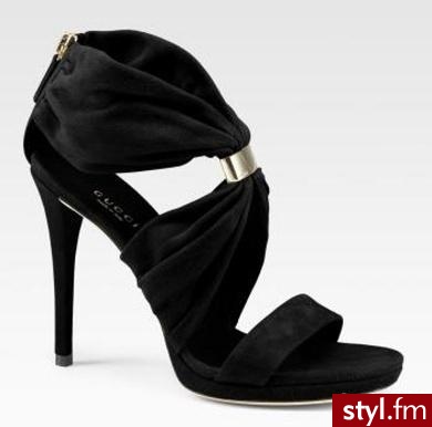 pantofle Gucci. pantofle Gucci. Cena: około 2 382 zł

Kupisz w sklepie
internetowym Saks. - Pozostałe Buty Moda