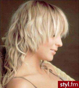 Średnie Fryzury