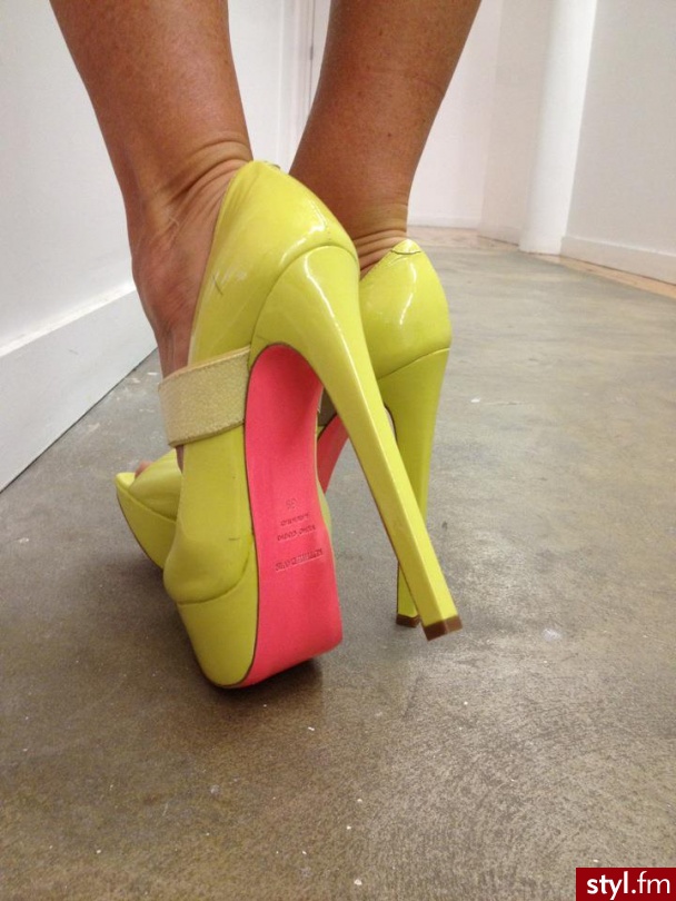 Szpilki Buty Moda