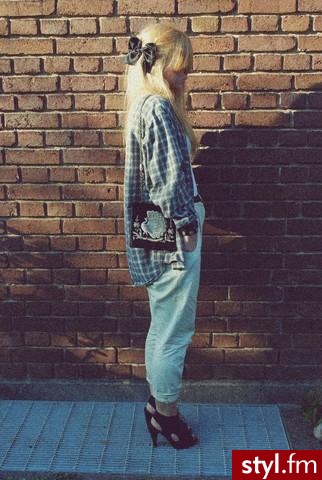 Jeżeli zdjęcie znajduje się już w galerii poproszę o link - Pozostałe Buty Moda