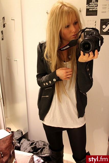 Blond :D - Długie Fryzury
