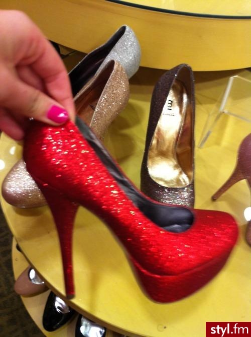 Szpilki Buty Moda