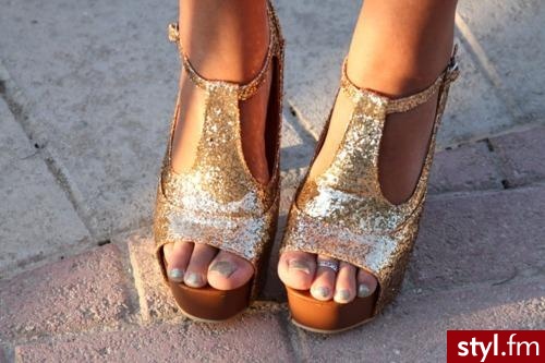 Pozostałe Buty Moda