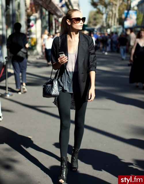 Leginsy Spodnie Moda