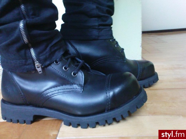Glany Buty Moda