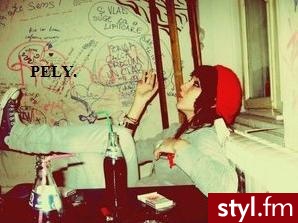 graffiti. - EMO Alternatywne Średnie Fryzury