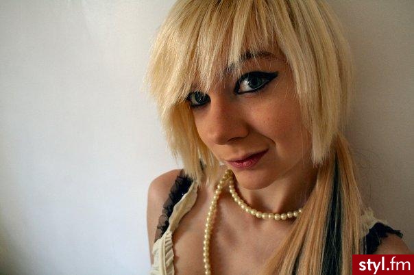 Średnie Fryzury