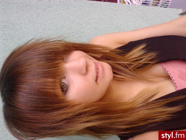  - Średnie Fryzury