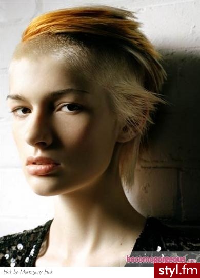 Blond Rozpuszczone Proste Na co dzień Krótkie Fryzury