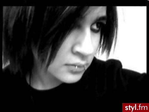 :):) - EMO Alternatywne Średnie Fryzury