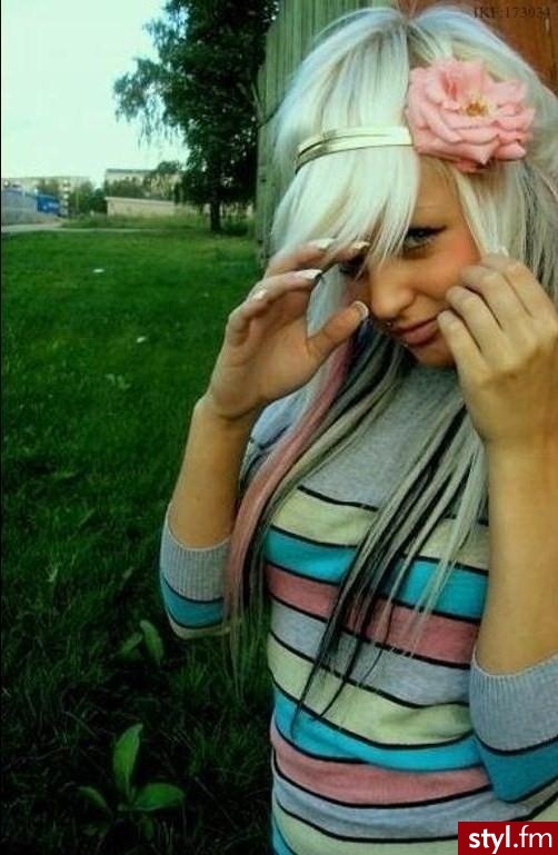 szukam właścicielki tego zdjęcia ;] - EMO Alternatywne Średnie Fryzury