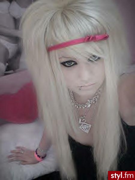 EMO Alternatywne Średnie Fryzury