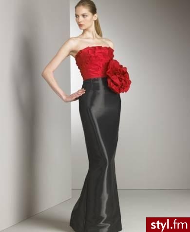 suknia. Oscar de la Renta
Jeżeli już jest proszę o link - Pozostałe Ciuchy Moda