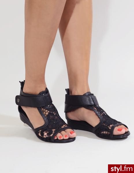Pozostałe Buty Moda