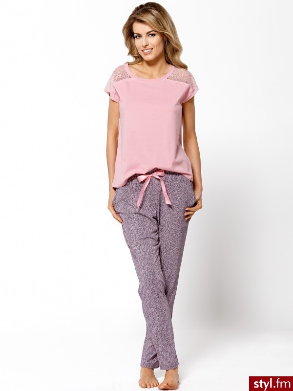 http://www.sklep-biustonosze.pl/Pizama-ALICE-p67896 - Piżamy Bielizna Moda