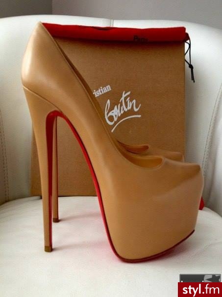 Szpilki Buty Moda