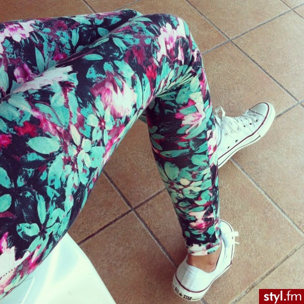 Leginsy Spodnie Moda