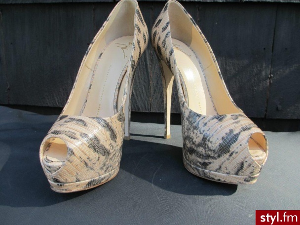 Szpilki Buty Moda