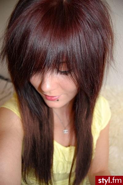 Średnie Fryzury