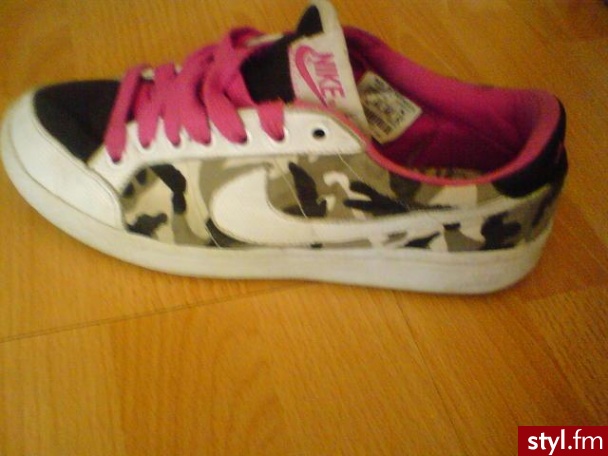 w foot lokerze można kupić takie buty - Pozostałe Buty Moda