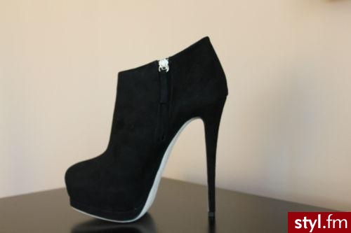 Pozostałe Buty Moda