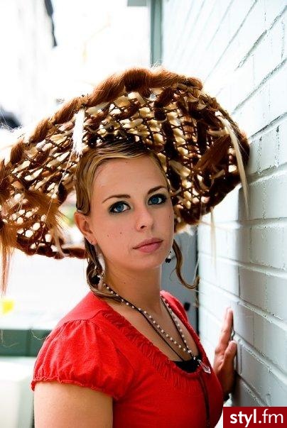 Średnie Fryzury
