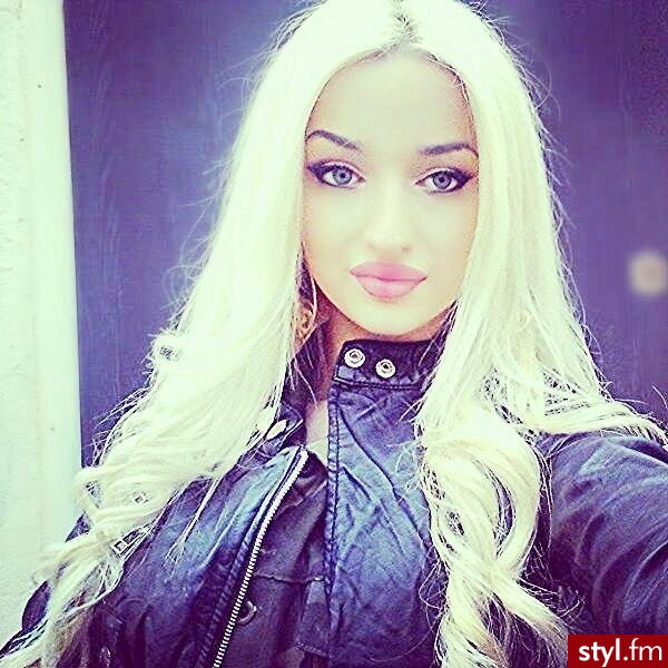 Blond Rozpuszczone Kręcone Na co dzień Długie Fryzury
