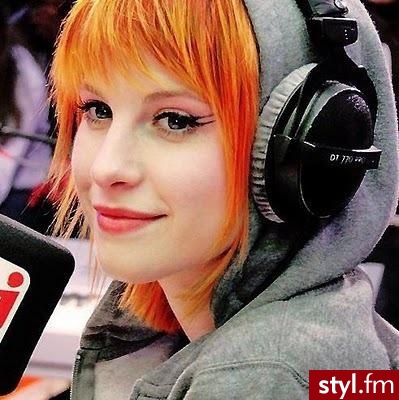 Hayley Williams. - Średnie Fryzury