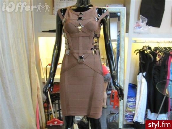 Sukienki Moda