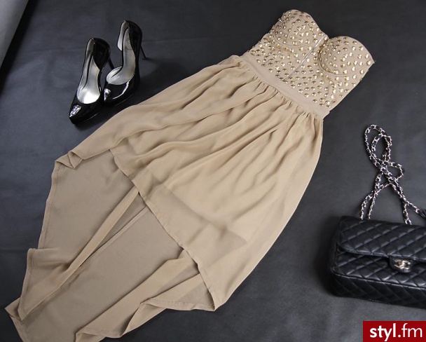 ahh... niech mi ktos powie gdzie taka dostane jQuery17203033585920100008_1358338008283 - Wieczorowe Sukienki Moda