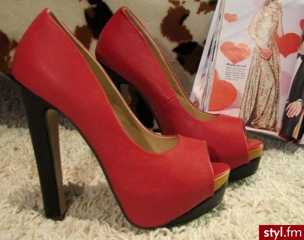 Szpilki Buty Moda